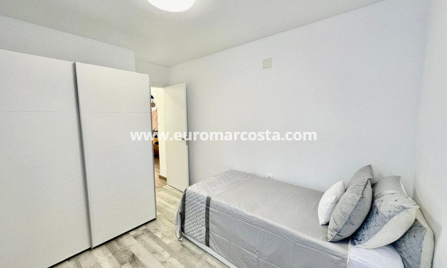 Venta - Bungalow - Torrevieja - TORREVIEJA