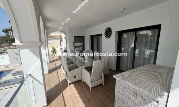 Sale - Detached House / Villa - Ciudad Quesada