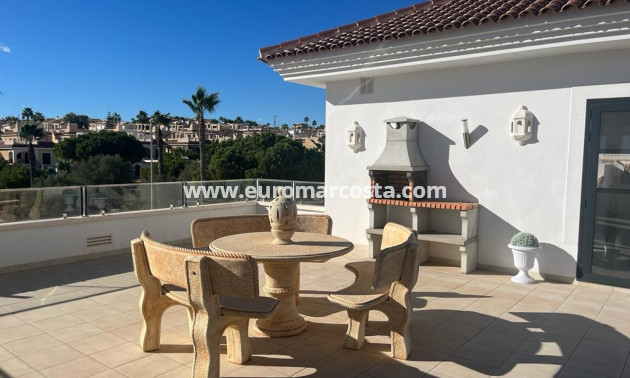 Sale - Detached House / Villa - Ciudad Quesada