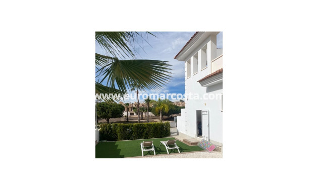 Sale - Detached House / Villa - Ciudad Quesada