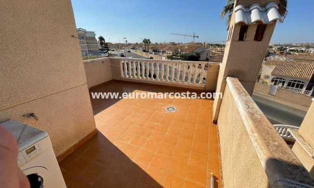 Objekte zum Wiederverkauf - Villa freitstehend - Torrevieja - TORREVIEJA