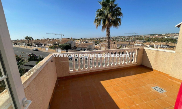 Objekte zum Wiederverkauf - Villa freitstehend - Torrevieja - TORREVIEJA