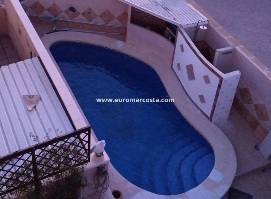 Sale - Villa - Orihuela Costa - TORREVIEJA