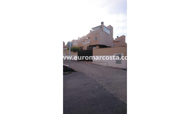 Sale - Villa - Orihuela Costa - TORREVIEJA