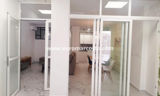 Sale - Bungalow - Torrevieja - La Mata