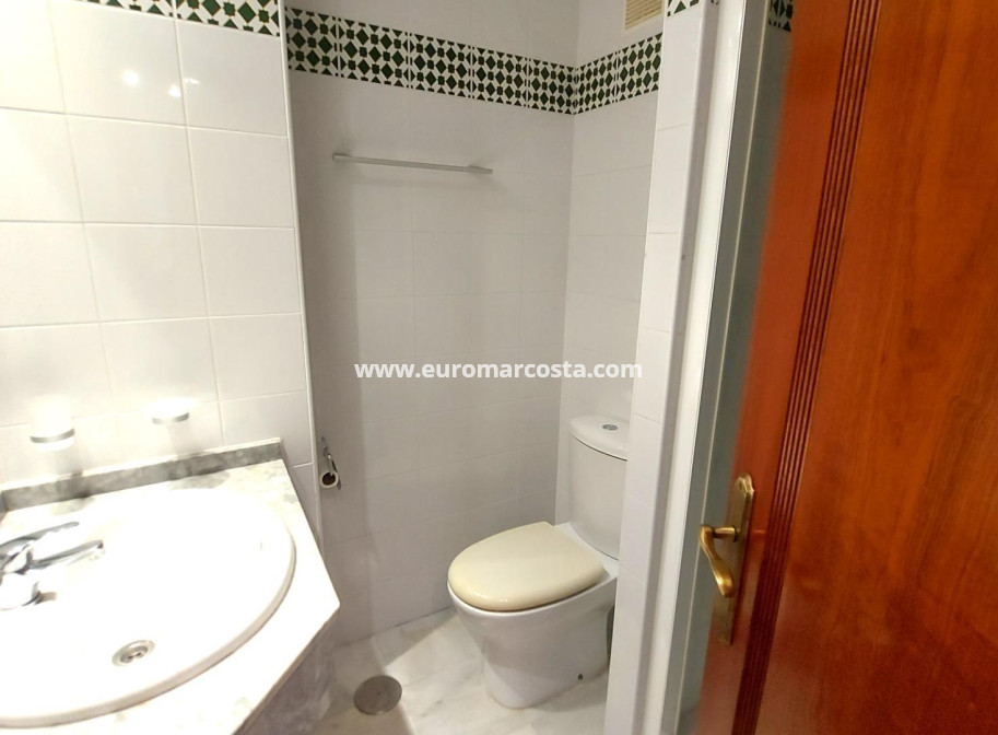 Venta - Apartamento / piso - Torrevieja - TORREVIEJA