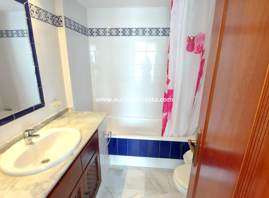 Venta - Apartamento / piso - Torrevieja - TORREVIEJA