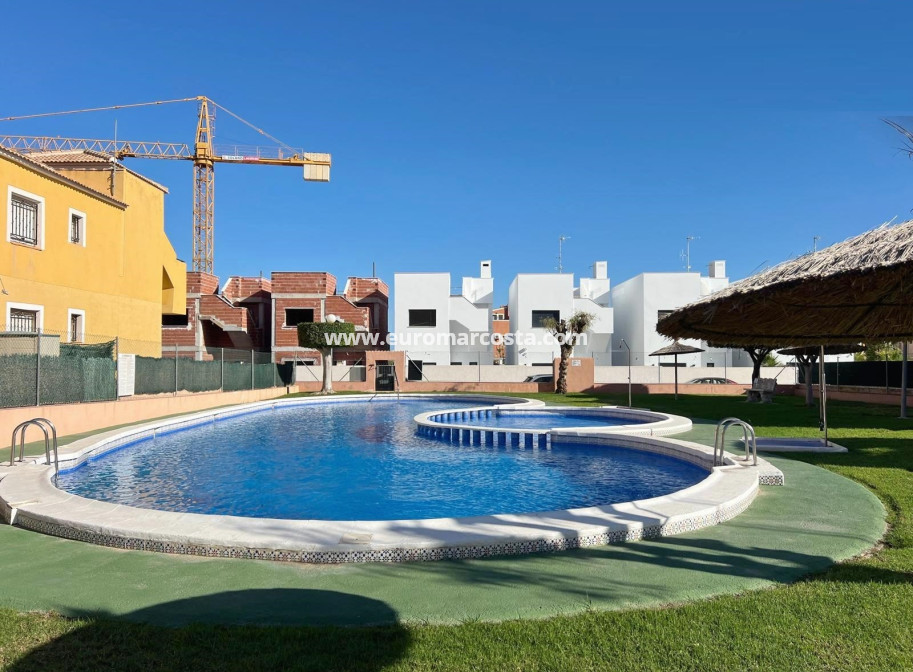 Venta - Bungalow Planta Alta - Los Montesinos