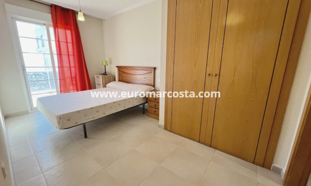 Sale - Apartment / flat - Guardamar del Segura