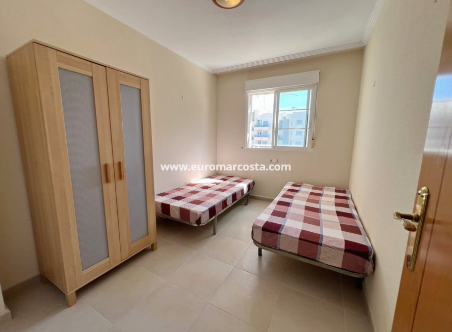 Sale - Apartment / flat - Guardamar del Segura