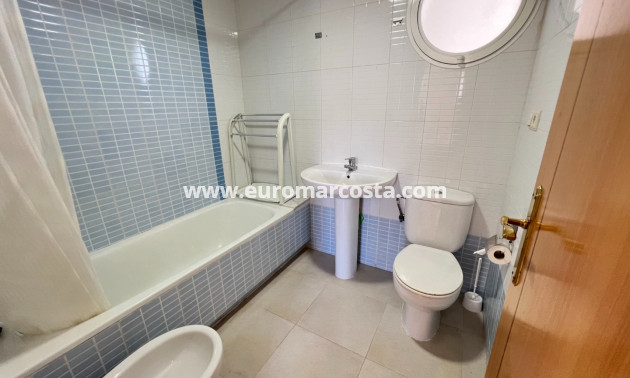 Sale - Apartment / flat - Guardamar del Segura