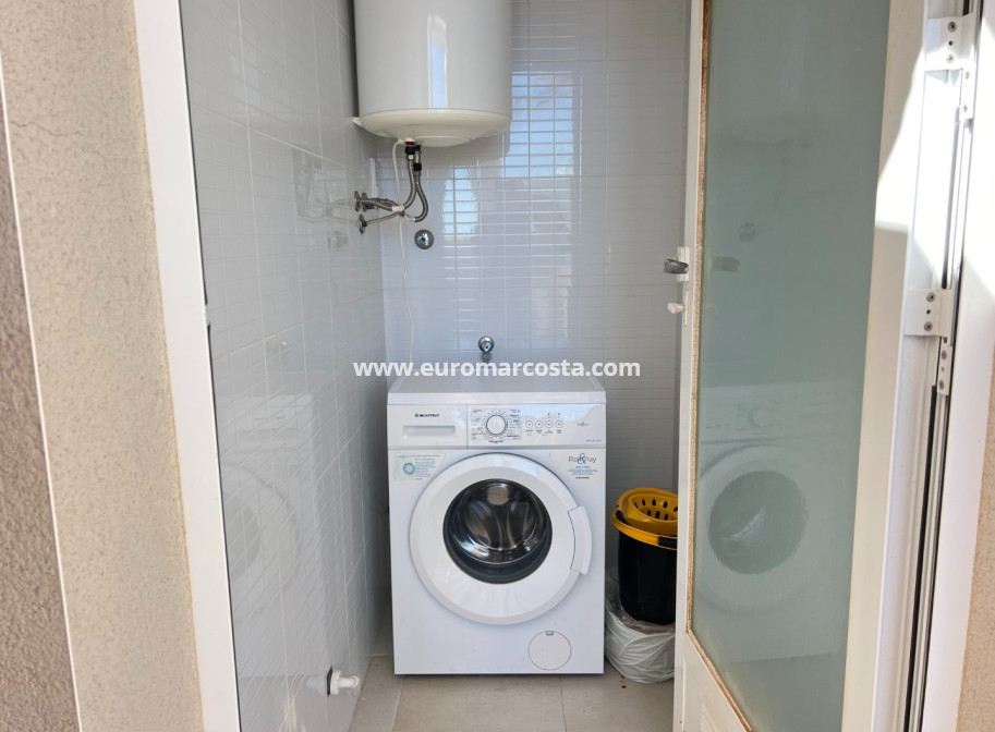 Sale - Apartment / flat - Guardamar del Segura