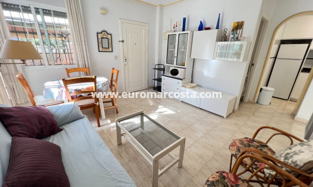 Sale - Bungalow Planta Baja - Torrevieja - TORREVIEJA