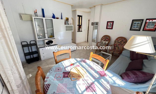 Sale - Bungalow Planta Baja - Torrevieja - TORREVIEJA