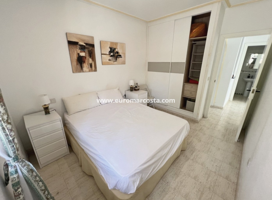 Sale - Bungalow Planta Baja - Torrevieja - TORREVIEJA