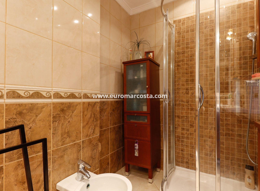 Venta - Apartamento / piso - Torrevieja - TORREVIEJA