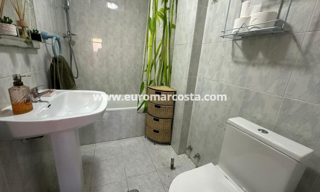 Sale - Apartment / flat - Torrevieja - TORREVIEJA