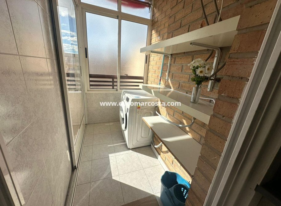 Sale - Apartment / flat - Torrevieja - TORREVIEJA