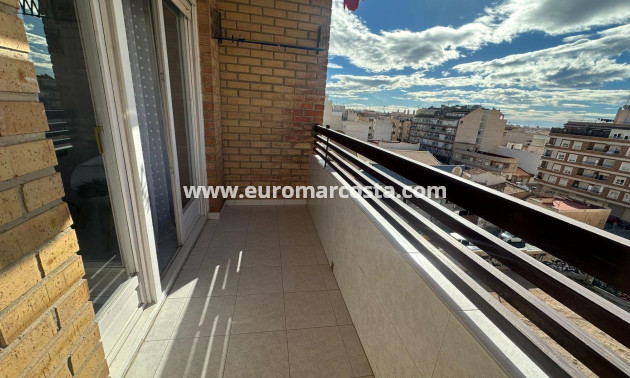 Sale - Apartment / flat - Torrevieja - TORREVIEJA