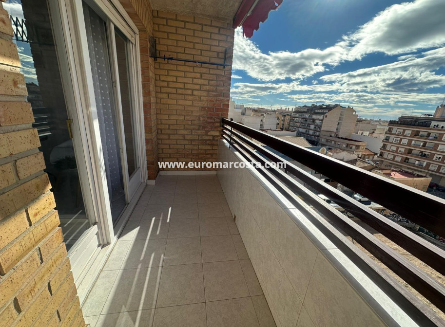 Sale - Apartment / flat - Torrevieja - TORREVIEJA