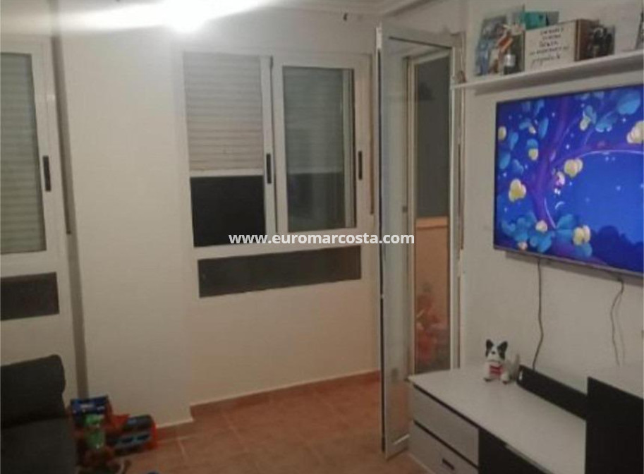 Sale - Apartment / flat - Almoradi - Almoradí