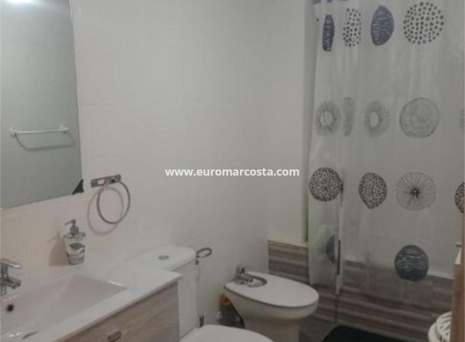 Sale - Apartment / flat - Almoradi - Almoradí