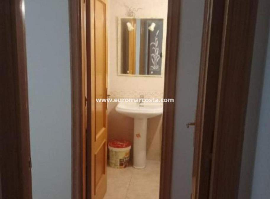 Sale - Apartment / flat - Almoradi - Almoradí