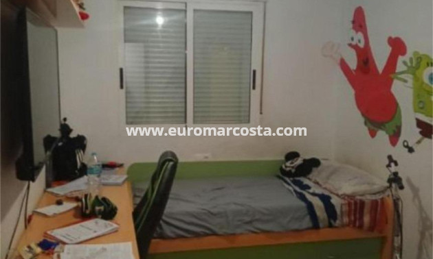 Sale - Apartment / flat - Almoradi - Almoradí