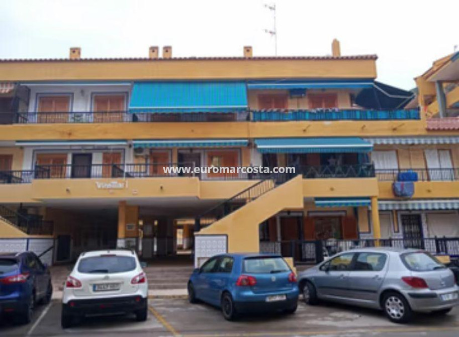 Sale - Apartment / flat - Torrevieja - La Mata