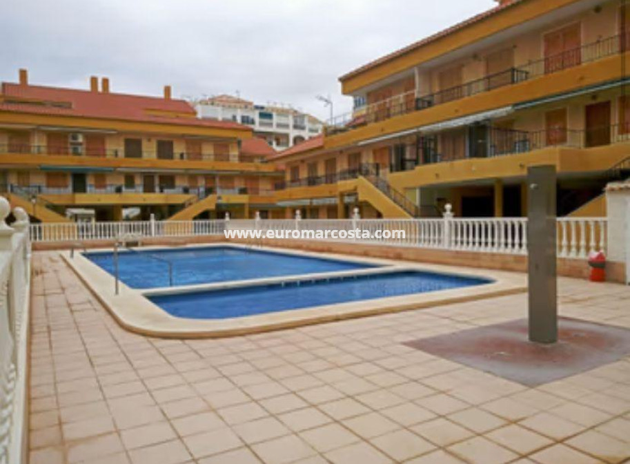 Venta - Apartamento / piso - Torrevieja - La Mata