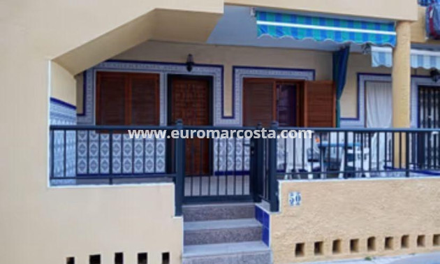 Sale - Apartment / flat - Torrevieja - La Mata