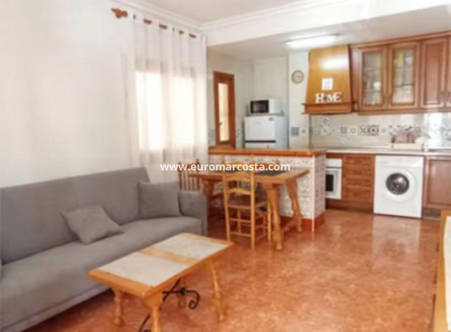 Objekte zum Wiederverkauf - Wohnung - Torrevieja - La Mata