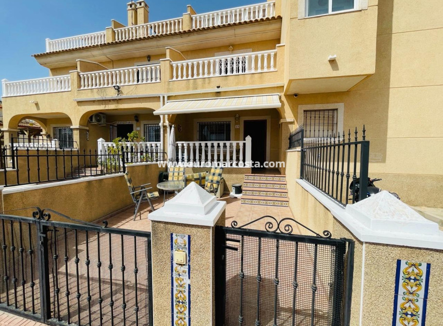 Sale - Villa - Orihuela Costa - La Ceñuela