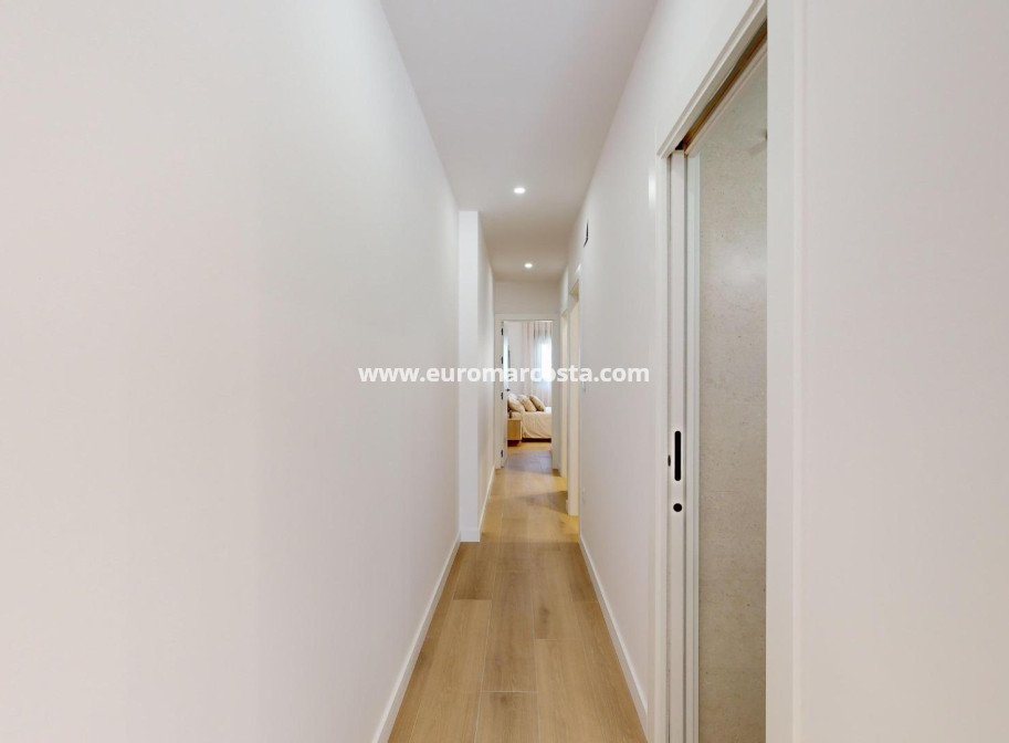 Sale - Apartment / flat - Guardamar del Segura - Pueblo