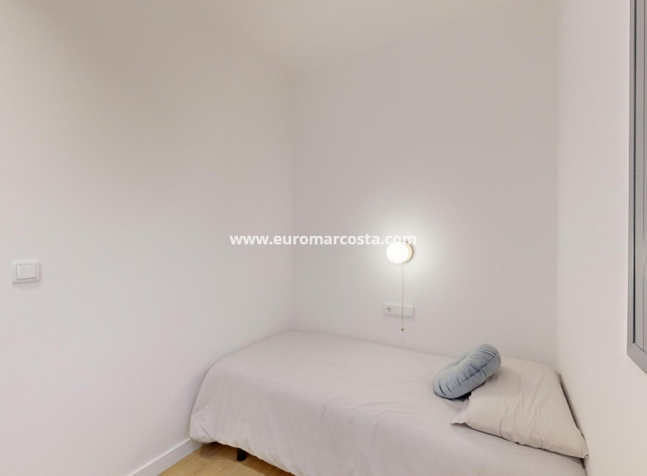 Sale - Apartment / flat - Guardamar del Segura - Pueblo