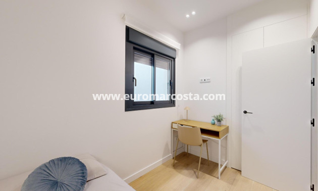 Sale - Apartment / flat - Guardamar del Segura - Pueblo