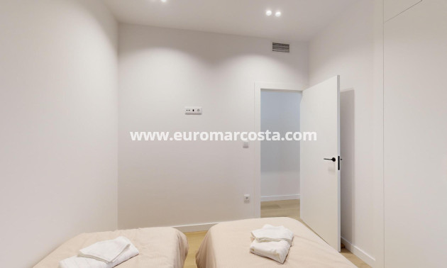 Venta - Apartamento / piso - Guardamar del Segura - Pueblo