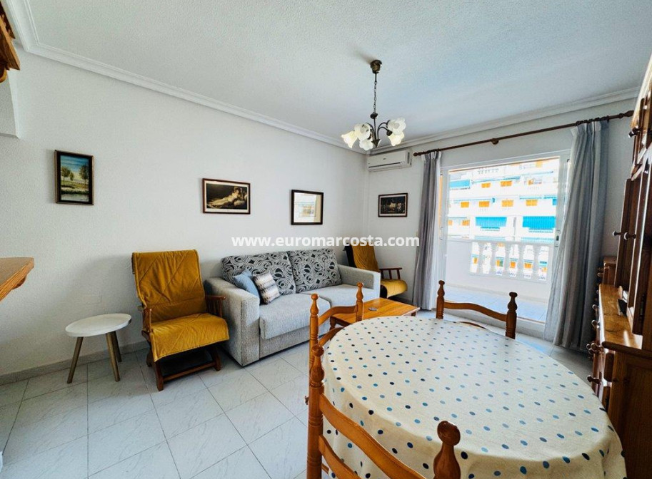 Sale - Apartment / flat - La Mata