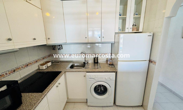 Sale - Apartment / flat - La Mata