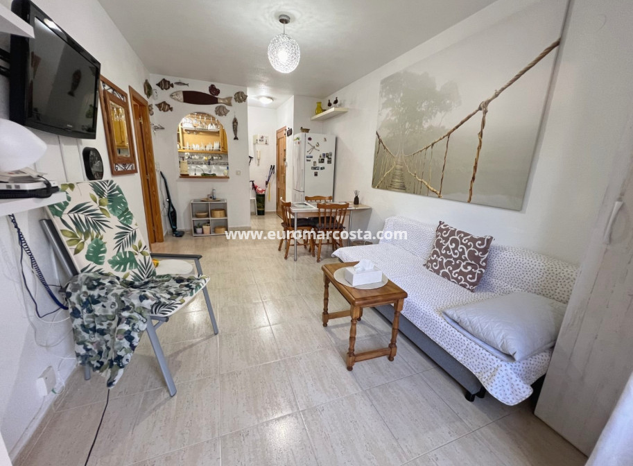 Sale - Apartment / flat - Guardamar del Segura