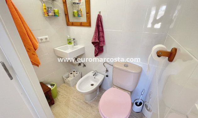 Sale - Apartment / flat - Guardamar del Segura