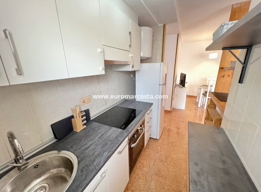 Sale - Apartment / flat - Torrevieja - La Mata