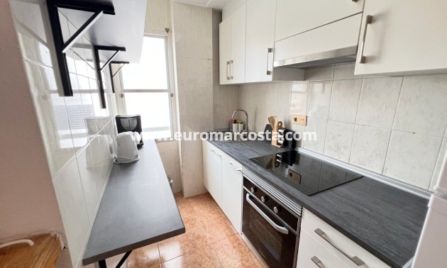 Sale - Apartment / flat - Torrevieja - La Mata