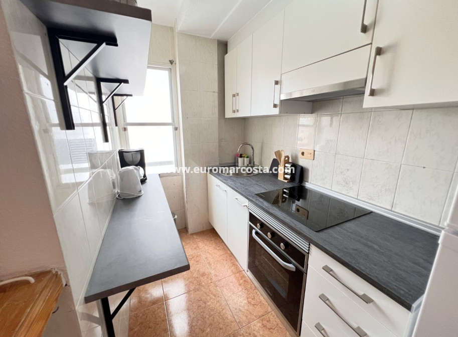 Sale - Apartment / flat - Torrevieja - La Mata