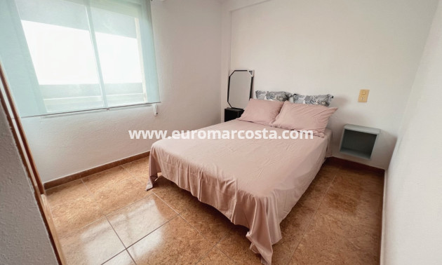 Sale - Apartment / flat - Torrevieja - La Mata