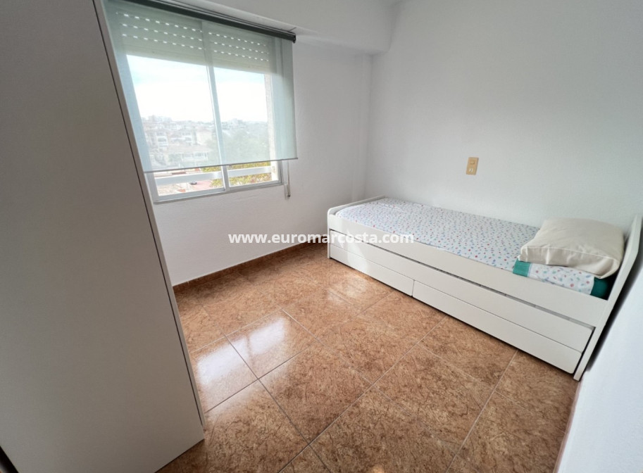 Objekte zum Wiederverkauf - Wohnung - Torrevieja - La Mata