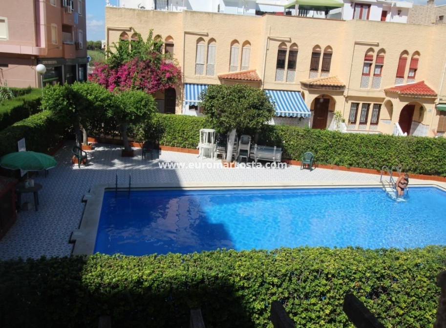 Sale - Apartment / flat - Torrevieja - La Mata