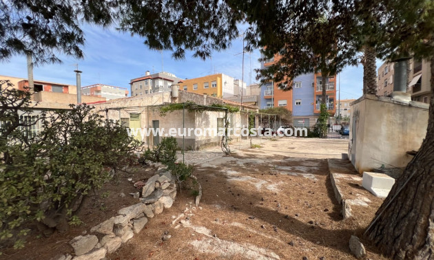 Sale - Country house - Elche Pedanías - La Marina