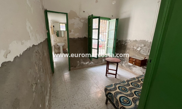 Sale - Country house - Elche Pedanías - La Marina