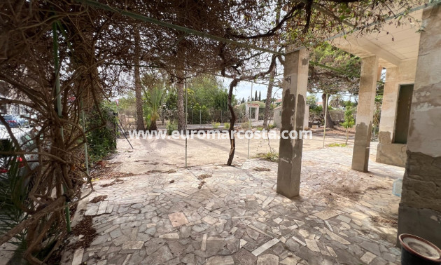 Sale - Country house - Elche Pedanías - La Marina